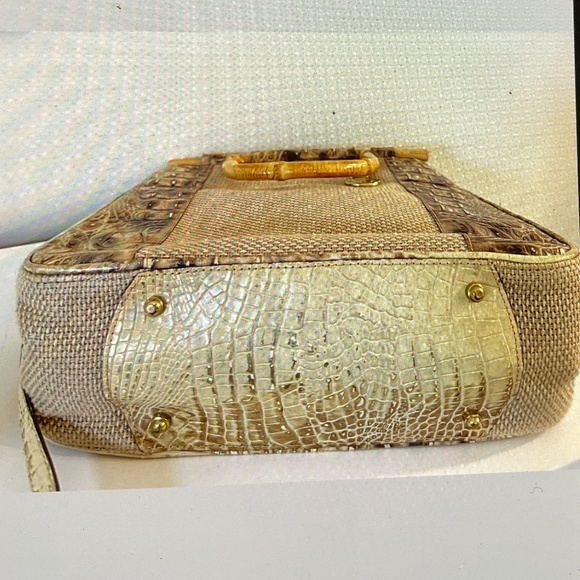 Brahmin BAG EUC - Picture 2 of 5